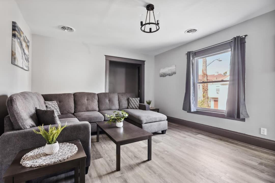 Spacious 6Br 2Ba Minutes For The Falls & Casino Niagara Şelalesi Dış mekan fotoğraf